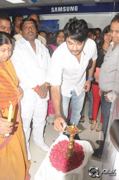 Ice-Cream2-Movie-Team-Launches-Yes-Mart